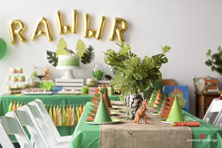 Dinosaur themed birthday parties